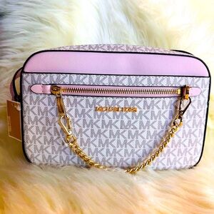 Micheal kors purse crossbody bag $165 brand new with tag